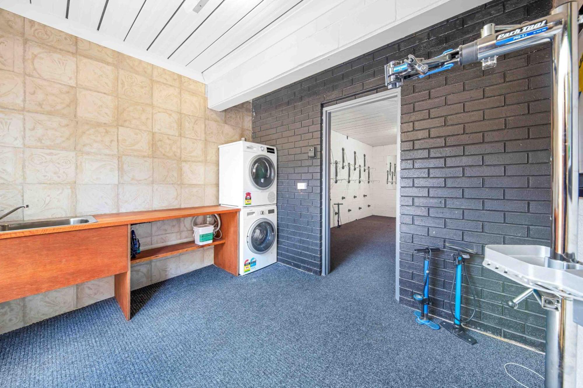 Отель Bright Velo Экстерьер фото